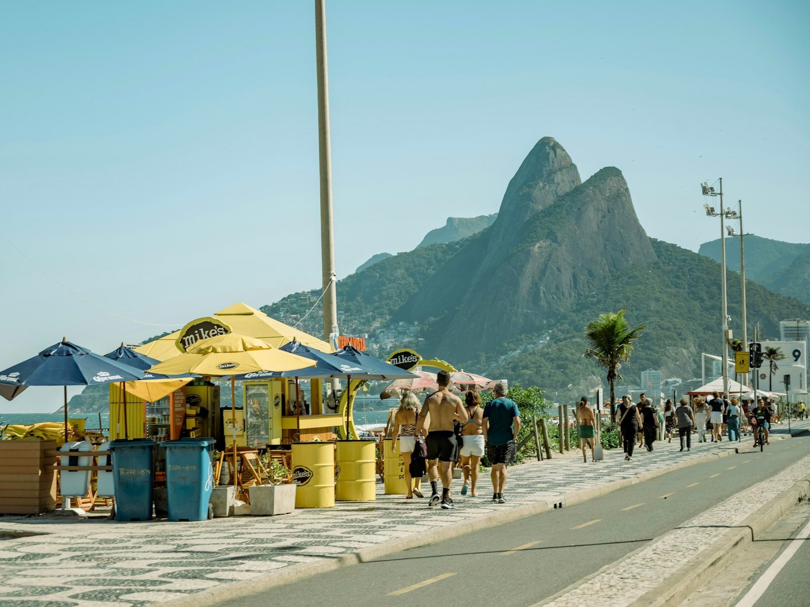40 Brazilian Portuguese Phrases You'll Actually Hear (With Audio)